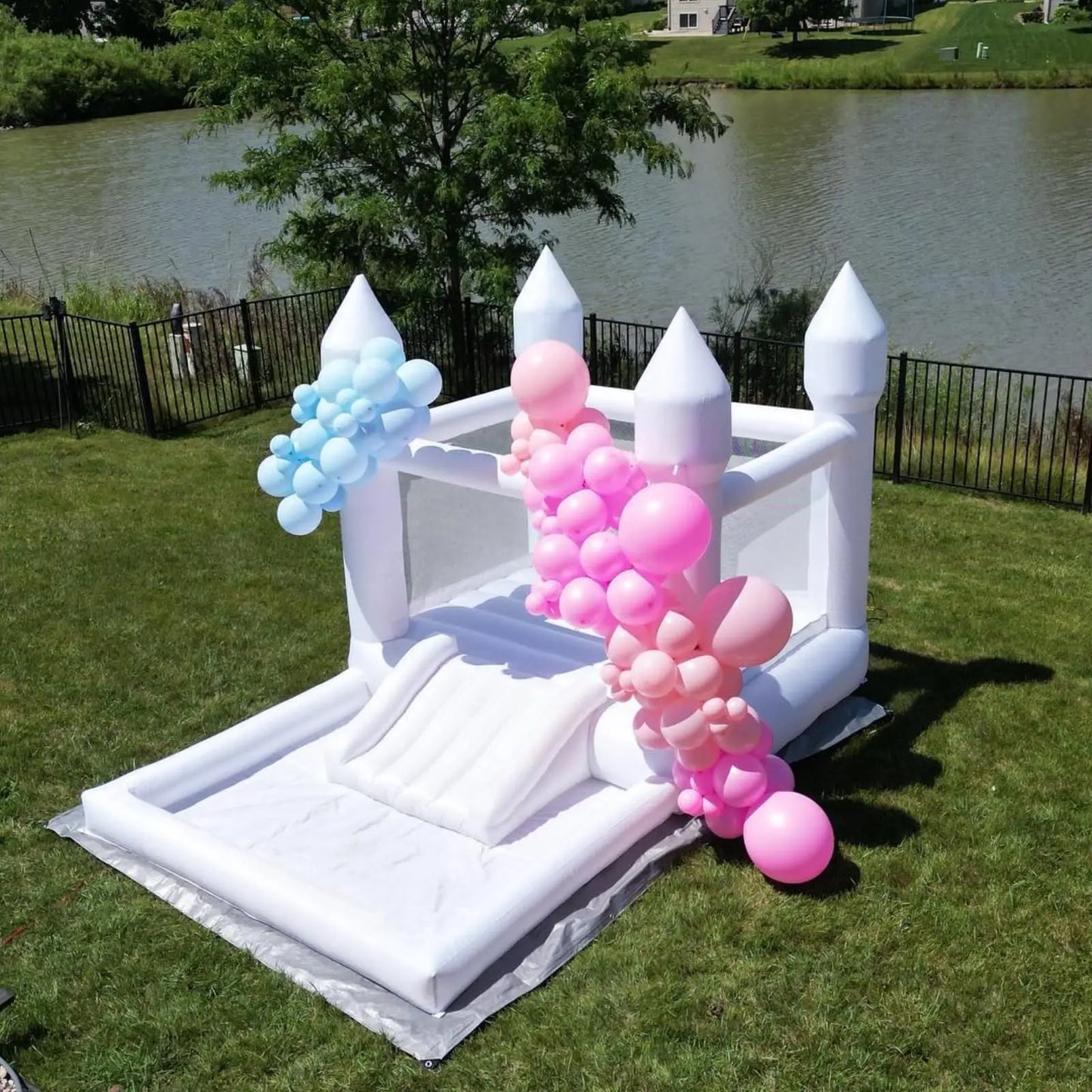 Professional Jumping Bouncy Castle w/Balls Pit, Air Blower.