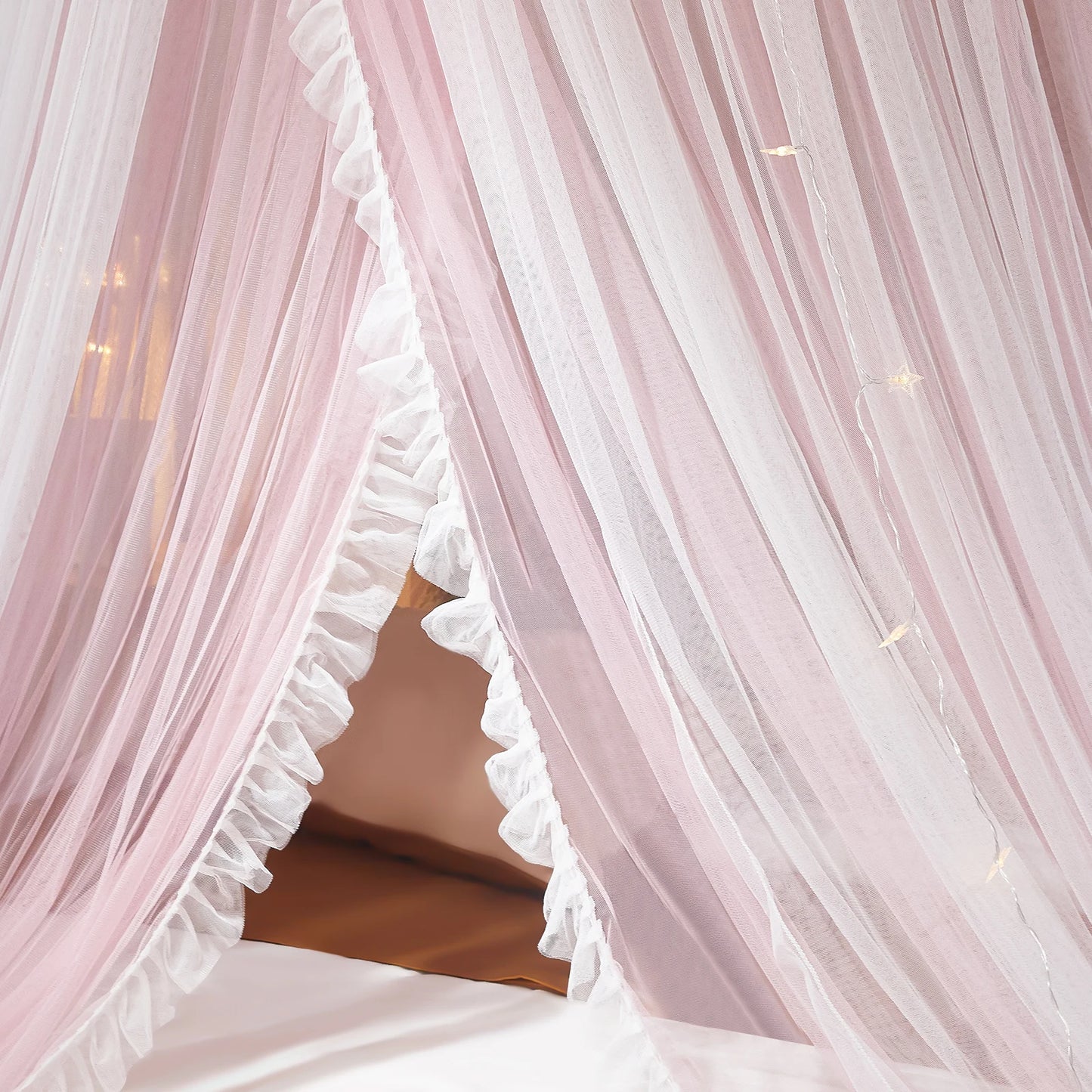 Fancy Bed Canopy Mosquito Net Princess Bed.